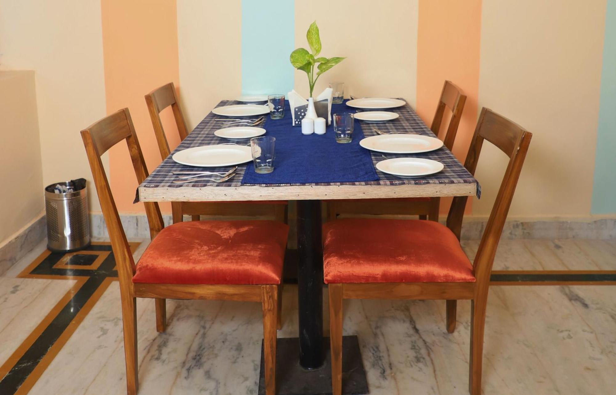 Kenth Hari Resort Dhaulpur By Shrigo Hotels Kültér fotó